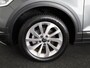 Volkswagen T-Roc 1.5 TSI Style 150 pk Automaat (DSG) | Navigatie | Trekhaak (afneembaar) | Parkeersensoren (Park assist) | Adaptieve cruise control | Stoelverwarming |