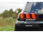Peugeot 5008 1.2 PureTech B.L. Executive 130pk 7-zits Automaat - Noir Perla - Chique