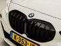 BMW 1-Serie 118i M Sport High Executive Automaat (APPLE CARPLAY, M PAKKET, GROOT NAVI, LEDER, STOELVERWARMING, SPORTSTOELEN, LANE ASSIST, CRUISE, DAB+, NIEUWSTAAT)