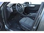 Volvo XC40 B4 211PK Automaat Plus Dark / Adaptive cruise control / Elektrische stoelen / Harman Kardon audio / Pilot assist / BLIS / Stoel en stuur verwarming / Elektrische achterklep / Parkeersensoren met camera / Google infotainment