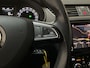 Skoda Octavia Combi 1.5 TSI 150pk DSG Greentech Business Edition Leder-Stof Stoelverwarming Navigatie App-Connect