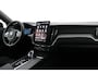 Volvo XC60 T6 Plug-in hybrid Plus Black Edition | FACELIFT | Panoramadak | Head-Up | 360 Camera | Trekhaak