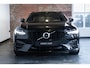 Volvo V90 T8 AWD R-Design | Navigatie | Parkeercamera | BLIS | Semi-Electrische Wegklapbare Trekhaak | Climate Control | Stoelverwarming | Stuurwielverwarming | Cruise Control | Dealeronderhouden