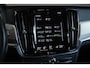 Volvo V90 T8 AWD R-Design | Navigatie | Parkeercamera | BLIS | Semi-Electrische Wegklapbare Trekhaak | Climate Control | Stoelverwarming | Stuurwielverwarming | Cruise Control | Dealeronderhouden