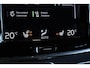 Volvo V90 T8 AWD R-Design | Navigatie | Parkeercamera | BLIS | Semi-Electrische Wegklapbare Trekhaak | Climate Control | Stoelverwarming | Stuurwielverwarming | Cruise Control | Dealeronderhouden
