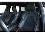 Volvo V90 T8 AWD R-Design | Navigatie | Parkeercamera | BLIS | Semi-Electrische Wegklapbare Trekhaak | Climate Control | Stoelverwarming | Stuurwielverwarming | Cruise Control | Dealeronderhouden