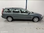 Volvo V70 2.4 Comfort Line AUTOMAAT / LEER / APK 01-2027
