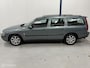 Volvo V70 2.4 Comfort Line AUTOMAAT / LEER / APK 01-2027