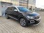 Volkswagen T-Roc 1.5 TSI Style Business / Clima / Cruise / Navi / Camera / Stoelverw. / Trekhaak / PDC / LMV