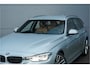 BMW 3-Serie Touring 320i M-Sport Trekhaak Leder LED PDC 19"