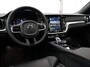 Volvo V60 T6 PLUG-IN HYBRID PLUS DARK 19INCH HARMAN KARDON SCHUIFDAK