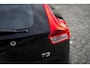 Volvo V40 Cross Country 2.0 T3 Momentum | Parkeercamera | Cruise control | Trekhaak