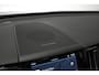 Volvo XC60 T8 Plug-in hybrid AWD Ultra Dark | 360° Parkeercamera | Stoelverwarming | 21'' Lichtmetalen velgen | Luchtvering | Electrische Wegklapbare Trekhaak | Harman Kardon Premium Audio | Google Infotainment | Longe Range