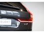 Volvo XC60 T8 Plug-in hybrid AWD Ultra Dark | 360° Parkeercamera | Stoelverwarming | 21'' Lichtmetalen velgen | Luchtvering | Electrische Wegklapbare Trekhaak | Harman Kardon Premium Audio | Google Infotainment | Longe Range