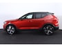 Volvo XC40 T4 Recharge R-Design - Panorama/schuifdak - IntelliSafe Assist - Harman/Kardon audio - Parkeercamera achter - Draadloze tel. oplader - Parkeersensoren voor & achter - Adaptieve LED koplampen - Apple Carplay & Android Auto - Verwarmde voorstoelen & stuur - Standkachel - Extra getint glas - 19' LMV