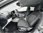 Hyundai i20 1.0 T-GDI Comfort 120pk Automaat / Als nieuw 1.056 km / Navigatie / Stuur-, stoel- en achterbankverwarming / BOSE / Apple Carplay Android / 17" LM wielen + All Season banden /
