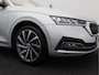 Skoda Octavia Combi 1.5 TSI First Edition/ lage km/ zeer mooi!