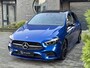 Mercedes-Benz B-klasse 200 AMG Line Facelift Pano HUD 360° Trekhaak NAP Sfeer