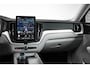 Volvo XC60 T6 Plug-in hybrid AWD Plus Dark | Harman Kardon Premium Audio | Blond Lederen Bekleding | Nieuw Model | 20'' Lichtmetalen Velgen | Head-Up Display | Panoramadak | 360° Parkeercamera | Parkeersensoren voor + achter