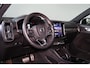Volvo XC40 Recharge Plus - IntelliSafe Assist & Surround - Parkeercamera achter - Verwarmde voorstoelen & stuur - Parkeersensoren voor & achter - Draadloze tel. lader - Apple Carplay & Android Auto - Warmtepomp - Extra getint glas - Elektr. inklapbare trekhaak - 20' LMV