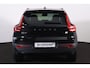 Volvo XC40 Recharge Plus - IntelliSafe Assist & Surround - Parkeercamera achter - Verwarmde voorstoelen & stuur - Parkeersensoren voor & achter - Draadloze tel. lader - Apple Carplay & Android Auto - Warmtepomp - Extra getint glas - Elektr. inklapbare trekhaak - 20' LMV