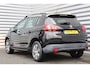 Peugeot 2008 1.2 PURETECH 110PK BLUE LION / NAVI / AIRCO / LED / PDC / 16" LMV / PANO.DAK / BLUETOOTH / CRUISECONTROL / NIEUWSTAAT !!