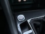 Volkswagen Tiguan 1.5 TSI (150 pk) Life Business automaat - trekhaak - stoelverwarming - virtual cockpit