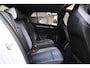 Volkswagen Golf 1.5 eTSI 150pk R-Line Business | Panoramadak | IQ. Light | Harman Kardon | 100% (Dealer) onderhouden label