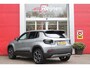 Jeep Avenger 1.2 110PK e-Hybrid SUMMIT | STOEL/VOORRUIT VERWARMING | DRAADLOZE APPLE CARPLAY/ANDROID AUTO | NAVIGATIE | ACHETRUITRIJ CAMERA | KEYLESS ENTRY/START | PARKEERSENSOREN VOOR EN ACHTER | ELEKTRISCH BEDIENBARE ACHTERKLEP | VERWARMBARE VOORRUIT/VOORSTOELEN | 18" LICHTMETALEN VELGEN | ADAPTIVE CRUISE CONTROL | DODEHOEK DETECTIE | JBL AUDIO SYSTEM |