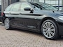 BMW 5-Serie Touring 520i High Executive Sport Line | Automaat | Trekhaak | Navi | Stoel & stuurverwarming | Camera |