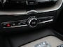 Volvo XC60 2.0 T6 Plug-in hybrid AWD Ultimate Bright | Head-Up | Harman Kardon | Panoramadak | Lederen Dashboard | Adaptive Cruise