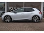 Volkswagen ID.3 170pk Pure Oranje Edition 52 kWh | 20" Velgen | Stoel-/Stuurverwarming | Parkeersensoren