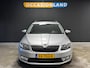 Skoda Octavia Combi 1.0 TSI Greentech Ambition Business|TREKHAAK|CAMERA|CRUISE|BLUETOOTH|NAVI|16INCH|