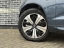 Volvo XC60 2.0 T6 Plug-in hybrid AWD Plus Dark | Trekhaak | 360-graden camera | All-season banden | Verwarmbare stoelen en achterbank | Apple Car Play/Android Auto | Elektrisch schuif/kantel Panoramadak | Adaptieve Cruise Control |