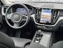 Volvo XC60 2.0 T6 Plug-in hybrid AWD Plus Dark | Trekhaak | 360-graden camera | All-season banden | Verwarmbare stoelen en achterbank | Apple Car Play/Android Auto | Elektrisch schuif/kantel Panoramadak | Adaptieve Cruise Control |