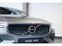 Volvo V60 B3 Business Pro | Adaptive Cruise Control | Parkeersensoren voor + achter | Parkeercamera | BLIS | Dealeronderhouden | 1ste Eigenaar | Navigatie | Keyless Start | Climate Control