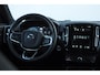 Volvo XC40 T4 211PK Automaat Plus Dark / Elektrische stoelen met geheugen / stuur - en stoelverwarming / Cruise control / Harman kardon audio / elektrische achterklep / Parkeersensoren met camers