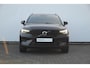 Volvo XC40 T4 211PK Automaat Plus Dark / Elektrische stoelen met geheugen / stuur - en stoelverwarming / Cruise control / Harman kardon audio / elektrische achterklep / Parkeersensoren met camers