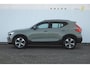 Volvo XC40 B3 163PK Automaat Ultimate Dark / Panoramadak / Adaptive cruise control / Elektrische stoelen / Harman Kardon audio / Pilot assist / BLIS / Stoel en stuur verwarming / Elektrische achterklep / Parkeersensoren met camera / Google infotainment