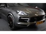 Porsche Cayenne Coupé 3.0 E-Hybrid / Acc / Sport Chrono / Leder / Pano / Memory / Bose / 360 Camera / Trekhaak / 21 Inch
