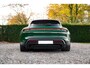 Porsche Taycan Cross Turismo GTS 598pk | PTS British Racing Green | Oleo Leder Truffel | HUD | InnoDrive