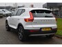 Volvo XC40 T5 262PK Recharge Business Pro | Trekhaak | ACC | Blis | Camera | Leder | Stoelverwarming | 19"LMV