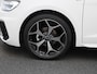 Audi A1 Sportback 25 TFSI S edition 95 PK l Adaptive cruise control l LED-koplampen l DAB+ l Apple Carplay | Android Auto l SONOS Premium 3D l Autom. airconditioning 2 zones l Stoelverwarming voorin l Privacy glas l Autom. dimmende binnenspiegel l Optiekpakket zwart plus l Alarm Klasse III l