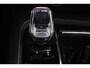 Volvo V60 T6 AWD Ultimate Dark Full Option! | Bowers & Wilkins | trekhaak | Gelamineerde zijruiten | Head-Up Display |