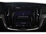 Volvo V60 T6 AWD Ultimate Dark Full Option! | Bowers & Wilkins | trekhaak | Gelamineerde zijruiten | Head-Up Display |