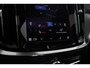 Volvo V60 T6 AWD Ultimate Dark Full Option! | Bowers & Wilkins | trekhaak | Gelamineerde zijruiten | Head-Up Display |