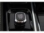 Volvo V60 T6 AWD Ultimate Dark Full Option! | Bowers & Wilkins | trekhaak | Gelamineerde zijruiten | Head-Up Display |