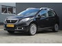 Peugeot 2008 1.2 Blue Lion | incl. 12 maanden garantie | Trekhaak | Navigatie | Cruise control | DAB+ | Lichtmetalen velgen | Parkeersensoren achter |