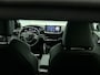 Peugeot 208 GT Hybrid 145pk Automaat | Navigatie | Camera v+a | Climate Control | Adaptieve Cruise Control | Parkeersensoren v+a | Dodehoeksensor | Armsteun | Keyless | Digitaal instrumentenpaneel | Draadloze Apple Carplay / Android Auto + telefoonlader | DAB+ radio | Full Led koplampen | Donker getint glas | 17" lichtmetalen velgen |