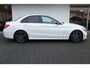 Mercedes-Benz C-klasse 180 Business Solution AMG / Diamantweis (parelmoer) Facelift/ Panorama/ Trekhaak af-fabriek/ Nightpakket/ Stoelverwarming/ All-season